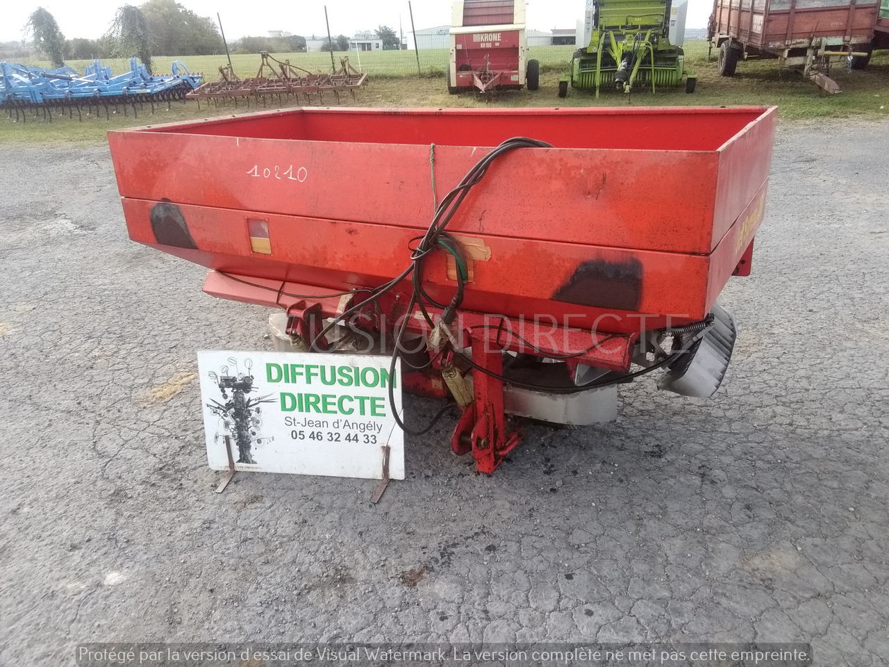 AGRAM DISTRIBUTEUR D'ENGRAIS JET SPREAD 281 - Distribuidor de fertilizantes: foto 1 AGRAM DISTRIBUTEUR D'ENGRAIS JET SPREAD 281 - Distribuidor de fertilizantes: foto 1