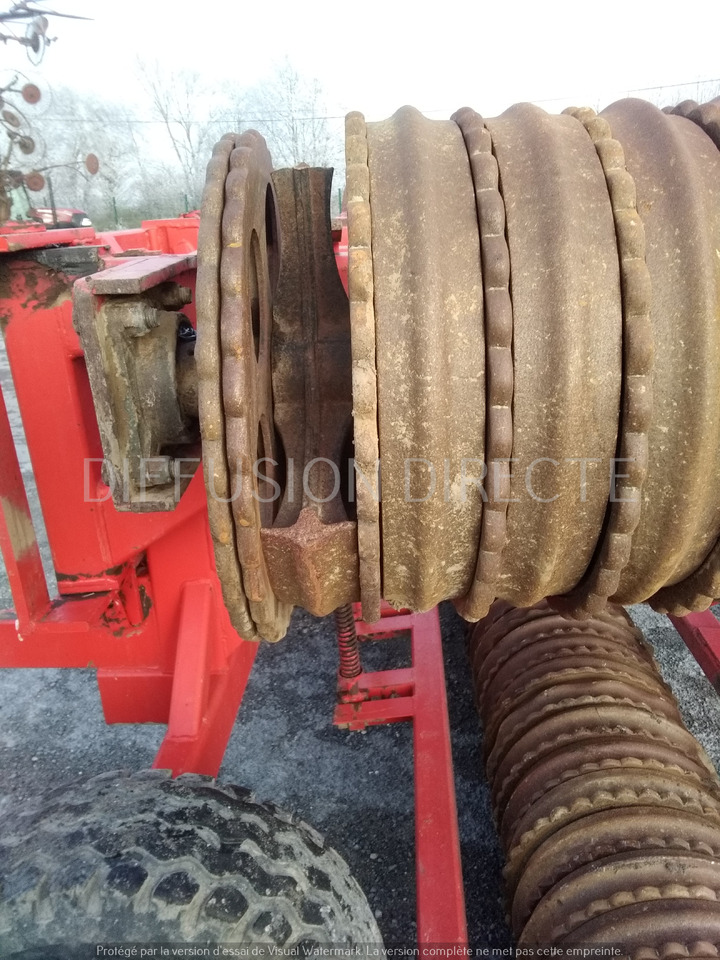QUIVOGNE ROULEAU CAMBRIDGE R 630 - Rolo agricola: foto 5 QUIVOGNE ROULEAU CAMBRIDGE R 630 - Rolo agricola: foto 5