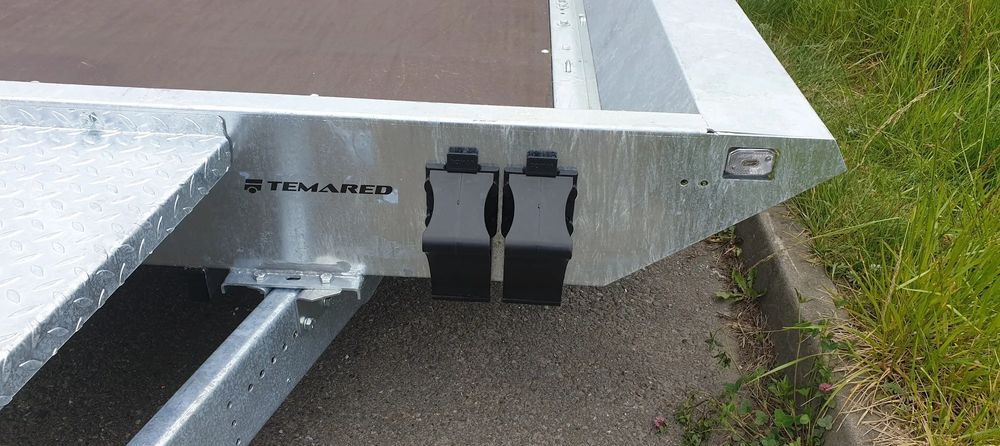 TEMARED BUILDER 3 4018 S 3 oś - Reboque porta máquinas: foto 4 TEMARED BUILDER 3 4018 S 3 oś - Reboque porta máquinas: foto 4