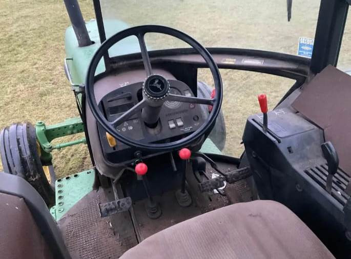 1988 John Deere 2650 2wd tractor - Trator: foto 3 1988 John Deere 2650 2wd tractor - Trator: foto 3