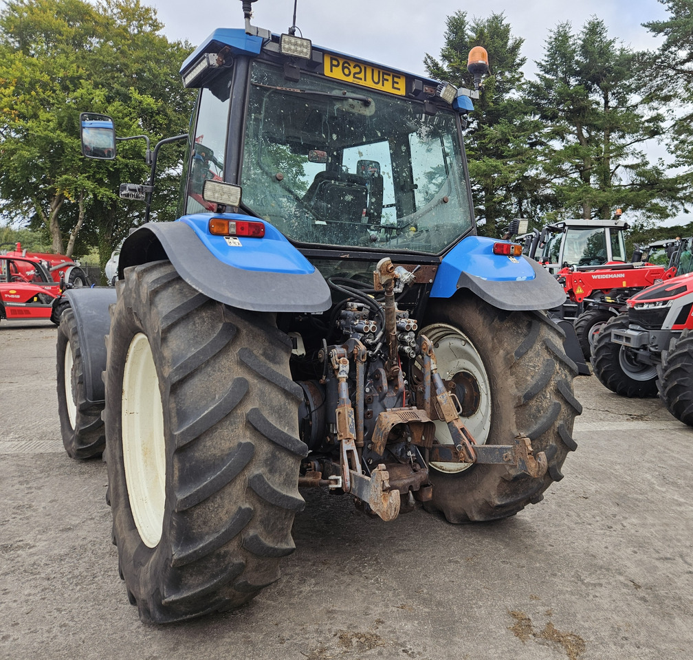 1997 New Holland 8360 - Trator: foto 3 1997 New Holland 8360 - Trator: foto 3