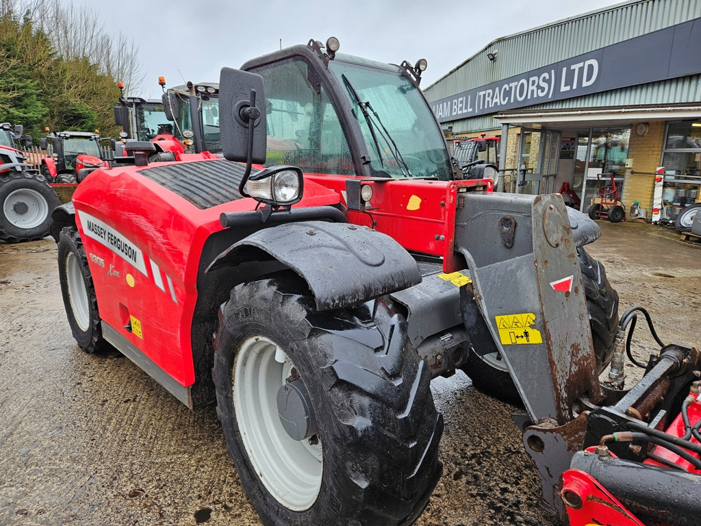 2016 MF 9305 Telescopic handler - Empilhador telescópico: foto 1 2016 MF 9305 Telescopic handler - Empilhador telescópico: foto 1