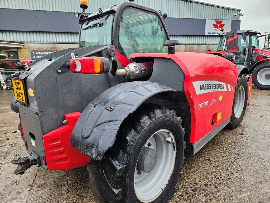 2016 MF 9305 Telescopic handler - Empilhador telescópico: foto 4 2016 MF 9305 Telescopic handler - Empilhador telescópico: foto 4