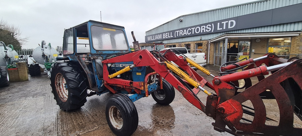 Ford 4600 - Trator: foto 1 Ford 4600 - Trator: foto 1