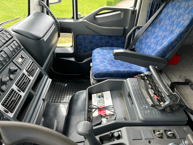 Leasing de Iveco EuroCargo 120 manual haib 099 Hiduo remote Iveco EuroCargo 120 manual haib 099 Hiduo remote: foto 14 Leasing de Iveco EuroCargo 120 manual haib 099 Hiduo remote Iveco EuroCargo 120 manual haib 099 Hiduo remote: foto 14