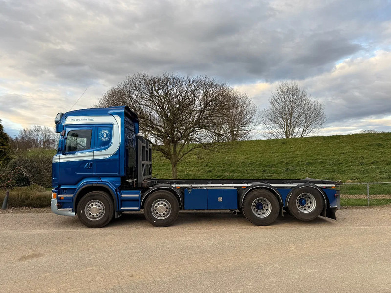 Scania R490 Manual EUR Retarder 8x2 TOP NL TRUCK 20 FT Containers - Camião transportador de contêineres/ Caixa móvel: foto 2 Scania R490 Manual EUR Retarder 8x2 TOP NL TRUCK 20 FT Containers - Camião transportador de contêineres/ Caixa móvel: foto 2