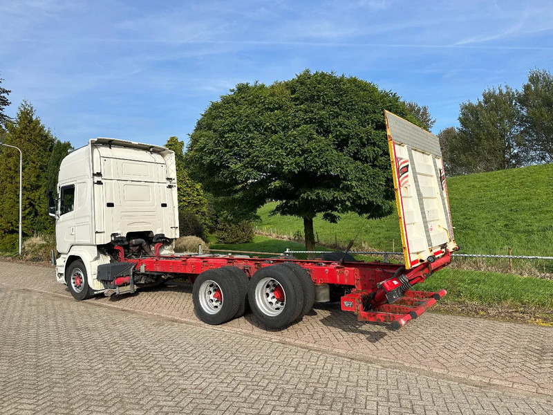 Scania R730 V8 FULL AIR-6X2-RETARDER- EUR6- - Camião chassi: foto 3 Scania R730 V8 FULL AIR-6X2-RETARDER- EUR6- - Camião chassi: foto 3