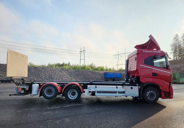 Iveco S-Way 6x2 LNG / LBG - Camião chassi: foto 5 Iveco S-Way 6x2 LNG / LBG - Camião chassi: foto 5