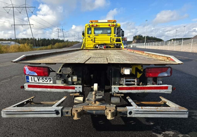 MANTGL 8.180 4x2 Wilhelm Wellmeyer - Caminhão reboque: foto 4 MANTGL 8.180 4x2 Wilhelm Wellmeyer - Caminhão reboque: foto 4