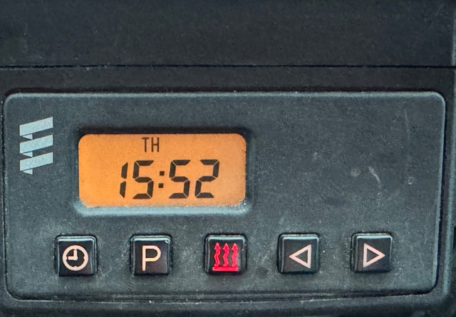 Máquina de outro NissanAtleon 4x2: foto 18