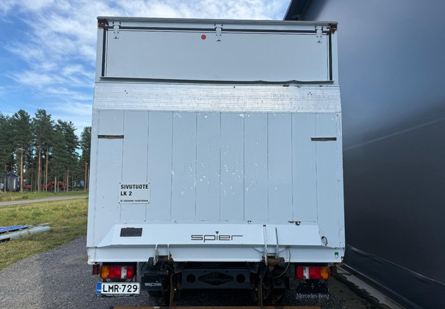 Mercedes-BenzAtego kaappi + perälauta - Camião furgão: foto 4 Mercedes-BenzAtego kaappi + perälauta - Camião furgão: foto 4