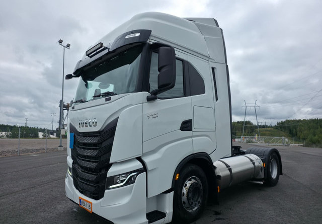 IvecoS-Way 460 4x2 LNG / LBG - Tractor: foto 1 IvecoS-Way 460 4x2 LNG / LBG - Tractor: foto 1