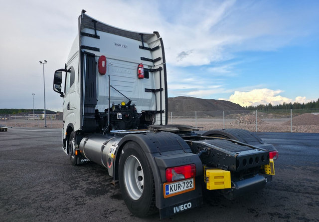 IvecoS-Way 460 4x2 LNG / LBG - Tractor: foto 3 IvecoS-Way 460 4x2 LNG / LBG - Tractor: foto 3
