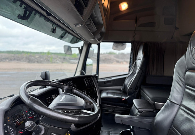 Tractor IvecoStralis 460 LNG / LBG: foto 13