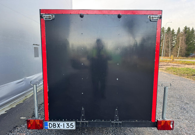 Umpiperäkärry - Reboque para carros: foto 4 Umpiperäkärry - Reboque para carros: foto 4