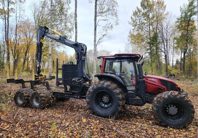 ValtraN123 + Kronos 140 4WDM + Cranab FC8 - Trator florestal, Reboque florestal: foto 5 ValtraN123 + Kronos 140 4WDM + Cranab FC8 - Trator florestal, Reboque florestal: foto 5