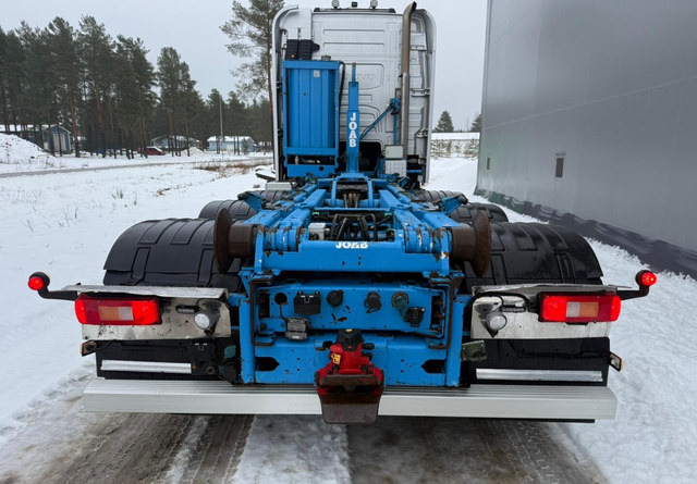 VolvoFh13 540 - Camião polibenne: foto 4 VolvoFh13 540 - Camião polibenne: foto 4