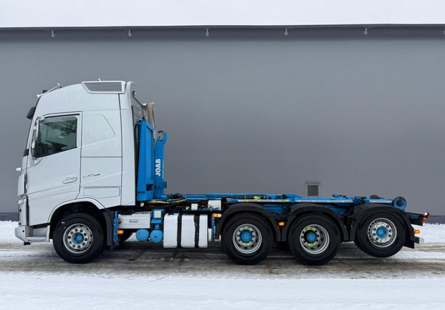 VolvoFh13 540 - Camião polibenne: foto 2 VolvoFh13 540 - Camião polibenne: foto 2