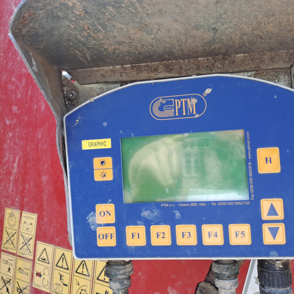 Misturadora Alimentadora CARRO MISCELATORE TRAINATO ZAGO KING WT 200: foto 8