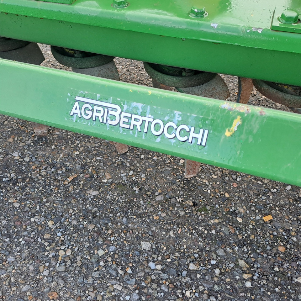 ERPICE ROTANTE MORENI SERIE MA MODELLO 3500 - Grade rotativa: foto 2 ERPICE ROTANTE MORENI SERIE MA MODELLO 3500 - Grade rotativa: foto 2