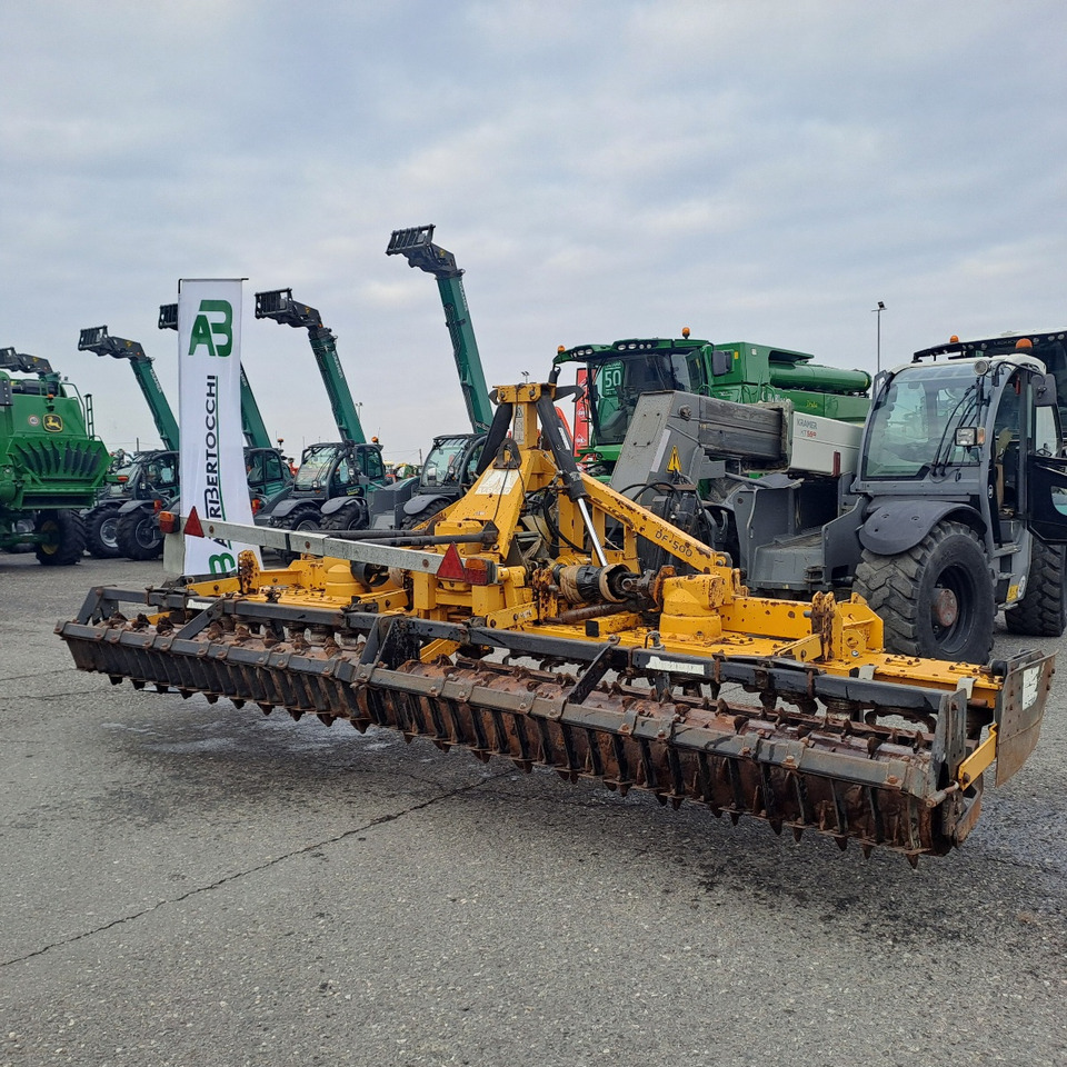 ERPICE ROTANTE PIEGHEVOLE ALPEGO DF 500 - Fresa agrícola: foto 2 ERPICE ROTANTE PIEGHEVOLE ALPEGO DF 500 - Fresa agrícola: foto 2