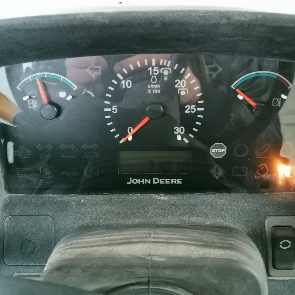 JOHN DEERE 5070 M - Trator: foto 5 JOHN DEERE 5070 M - Trator: foto 5