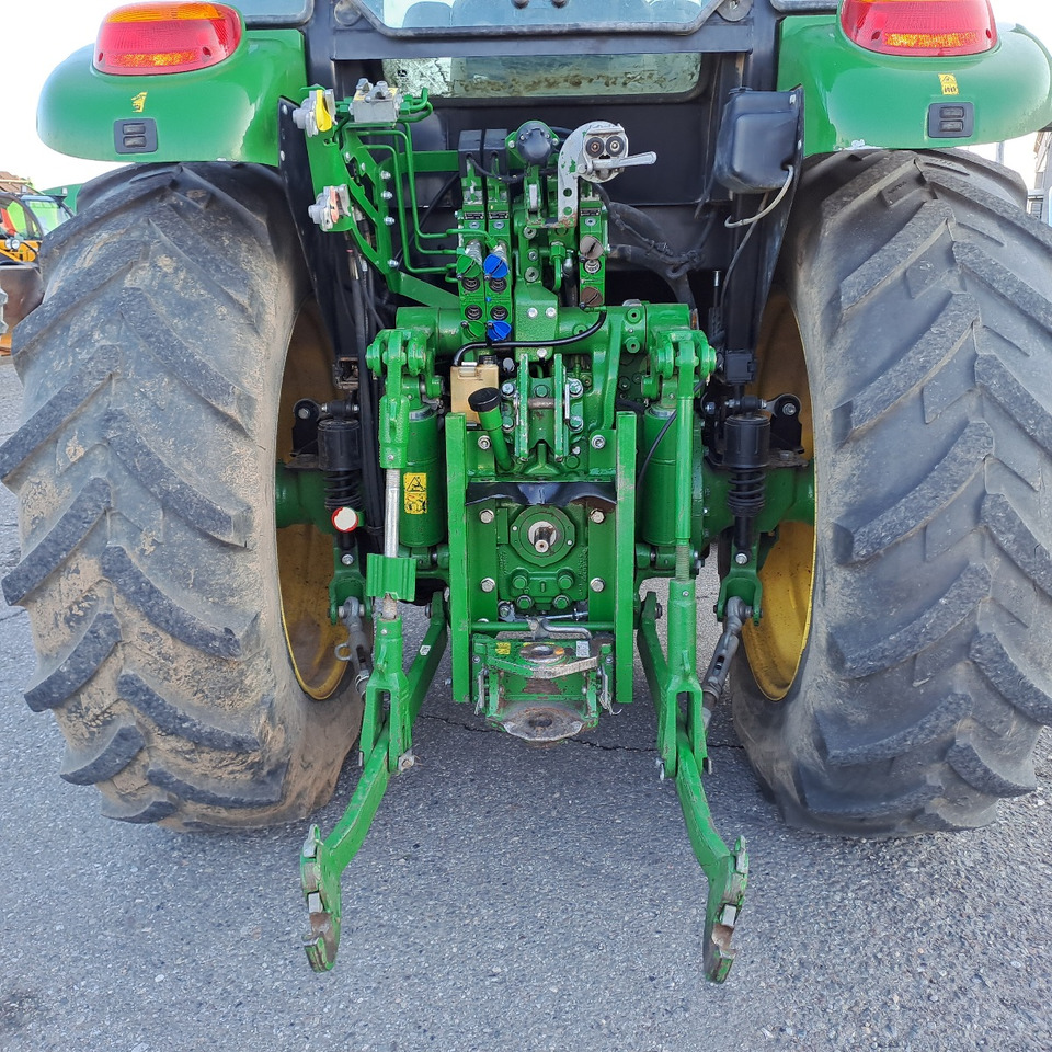 JOHN DEERE 5125R - Trator: foto 5 JOHN DEERE 5125R - Trator: foto 5