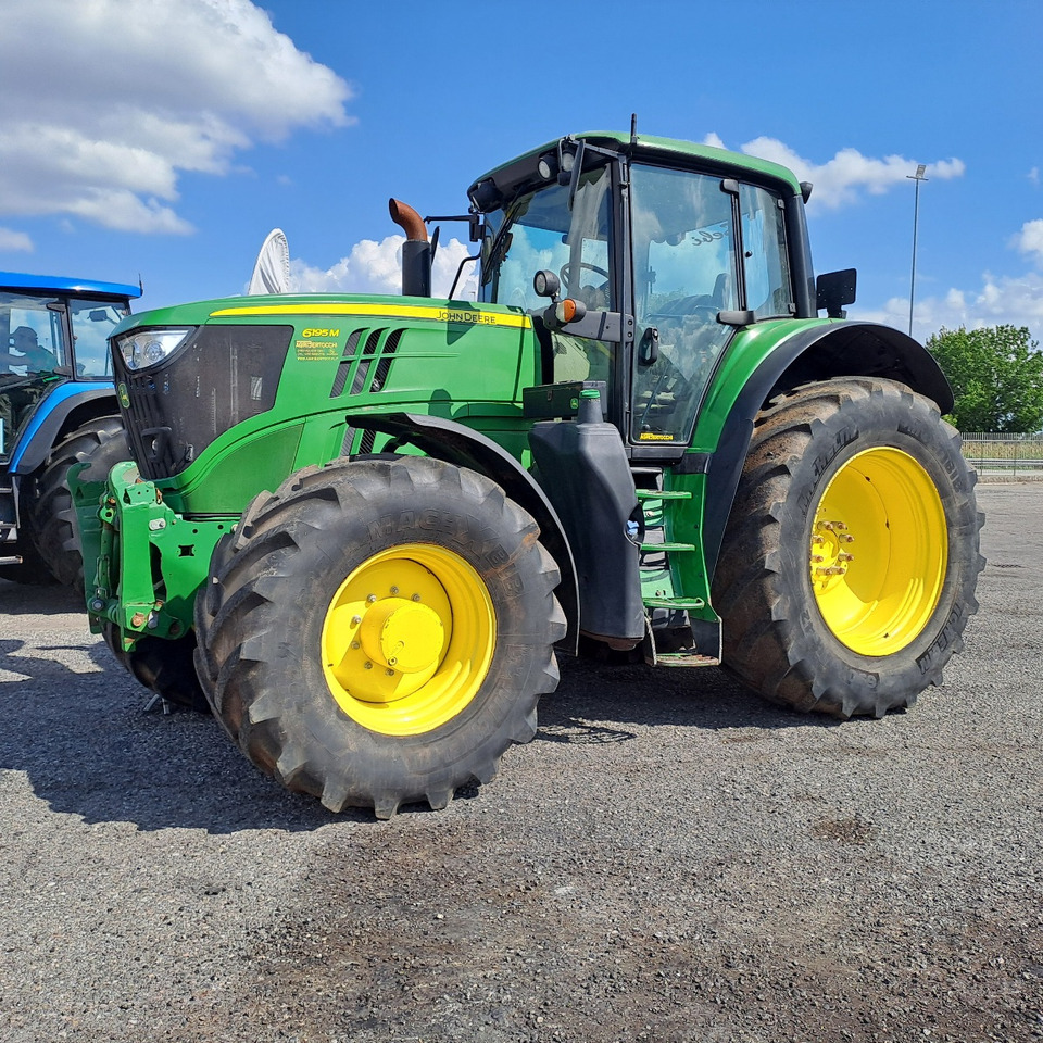 JOHN DEERE 6195M - Trator: foto 1 JOHN DEERE 6195M - Trator: foto 1