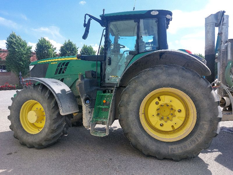 JOHN DEERE 6215R - Trator: foto 1 JOHN DEERE 6215R - Trator: foto 1