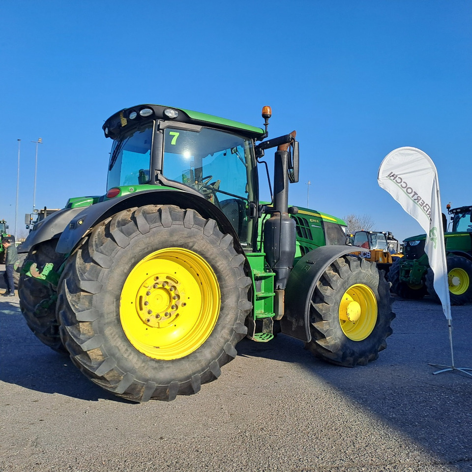 JOHN DEERE 6215R - Trator: foto 3 JOHN DEERE 6215R - Trator: foto 3