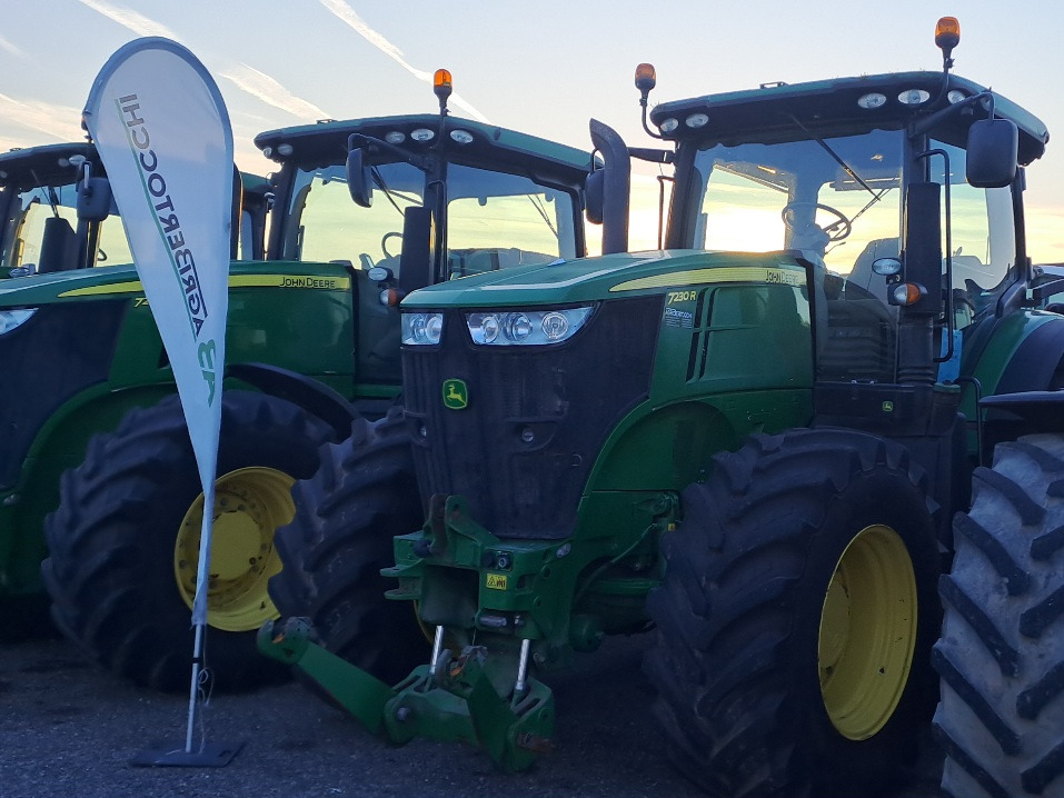 JOHN DEERE 7230R - Trator: foto 1 JOHN DEERE 7230R - Trator: foto 1