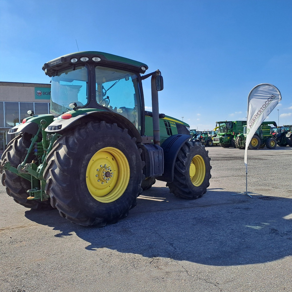 JOHN DEERE 7230R - Trator: foto 4 JOHN DEERE 7230R - Trator: foto 4