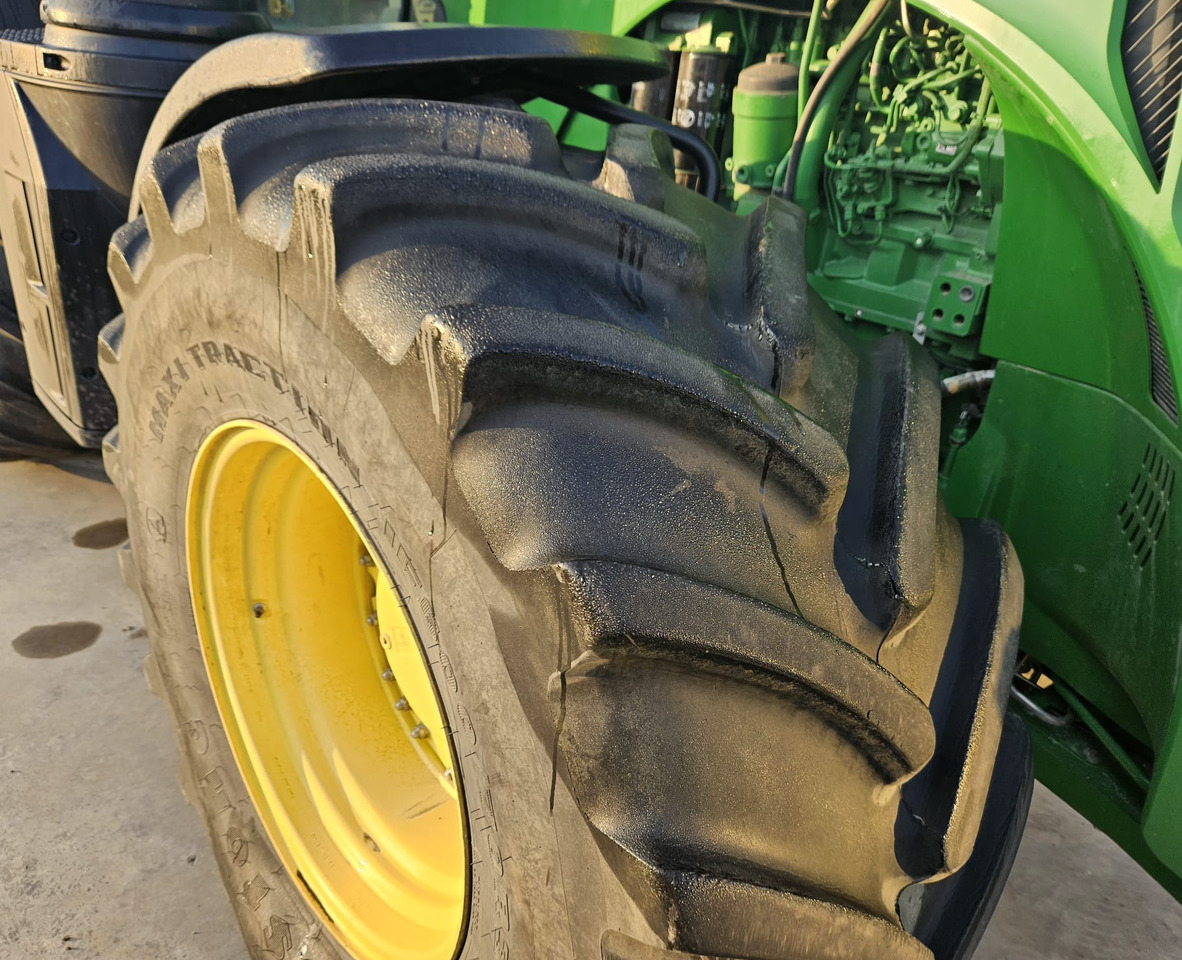 JOHN DEERE 8320R - Trator: foto 5 JOHN DEERE 8320R - Trator: foto 5
