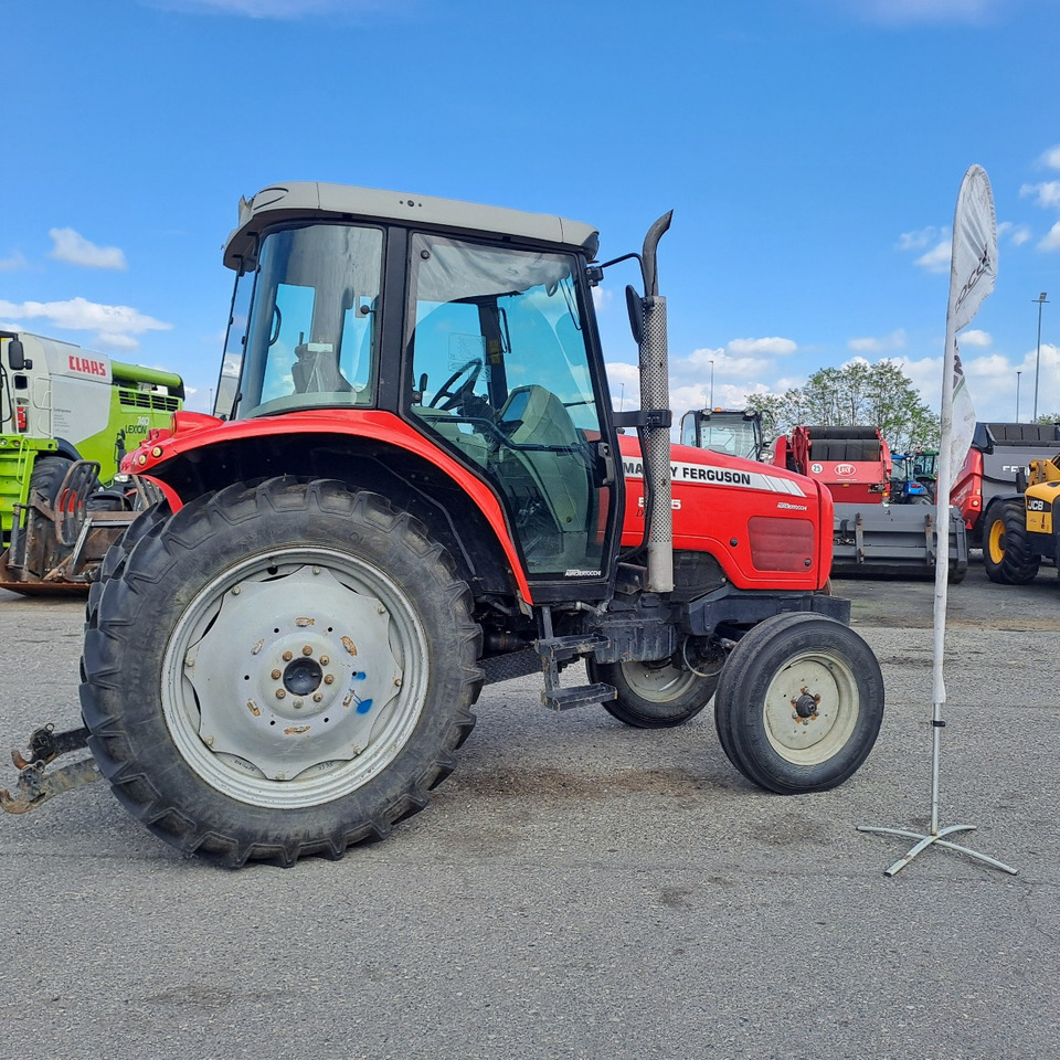 MASSEY FERGUSON 5445 DYNA-4 SEMPLICE TRAZIONE - Trator: foto 2 MASSEY FERGUSON 5445 DYNA-4 SEMPLICE TRAZIONE - Trator: foto 2