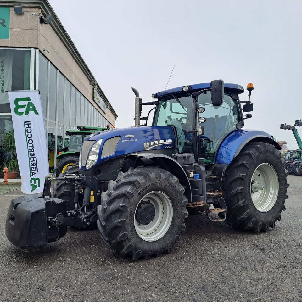 NEW HOLLAND T7.270 BLUEPOWER - Trator: foto 1 NEW HOLLAND T7.270 BLUEPOWER - Trator: foto 1