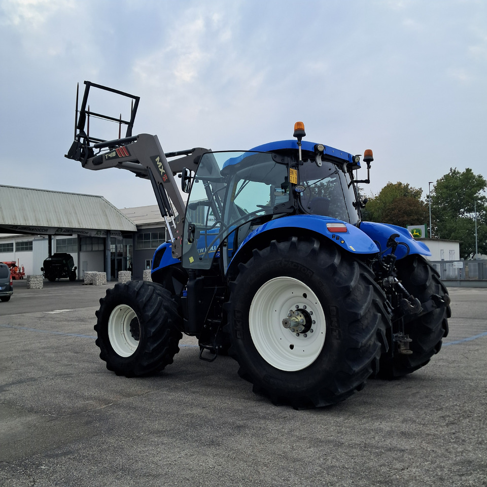NEW HOLLAND T7 270 - Trator: foto 3 NEW HOLLAND T7 270 - Trator: foto 3