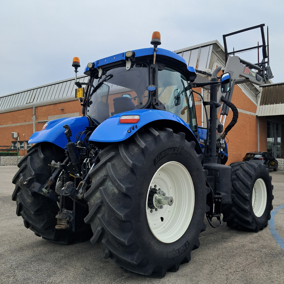 NEW HOLLAND T7 270 - Trator: foto 5 NEW HOLLAND T7 270 - Trator: foto 5