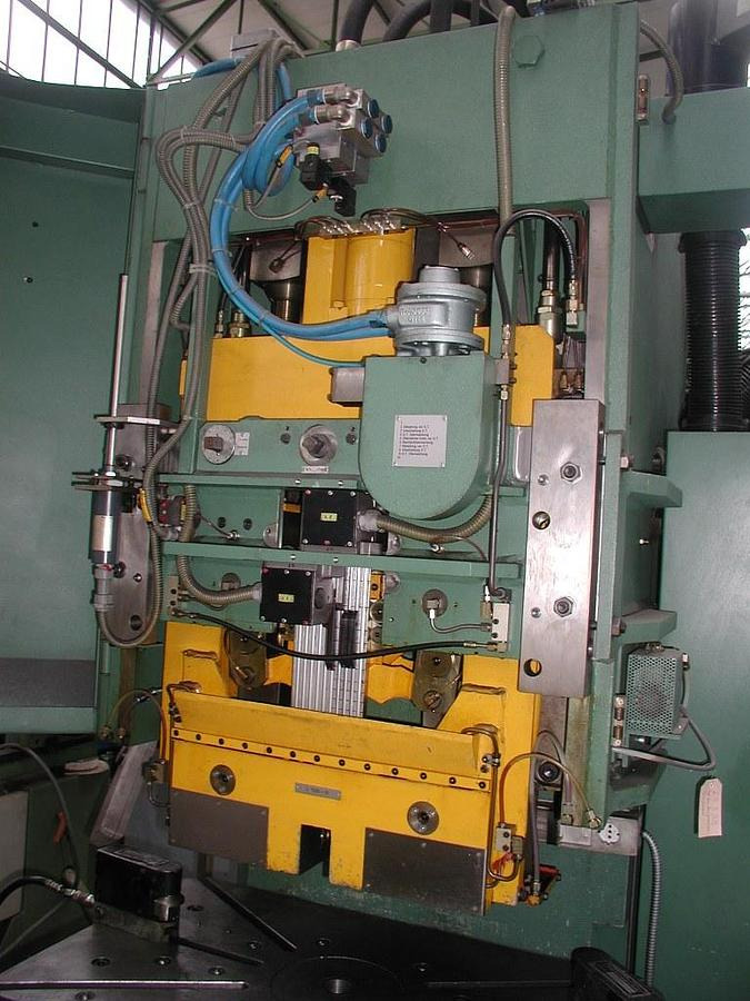 Kniehebelpresse BRUDERER - Máquina para metal: foto 5 Kniehebelpresse BRUDERER - Máquina para metal: foto 5