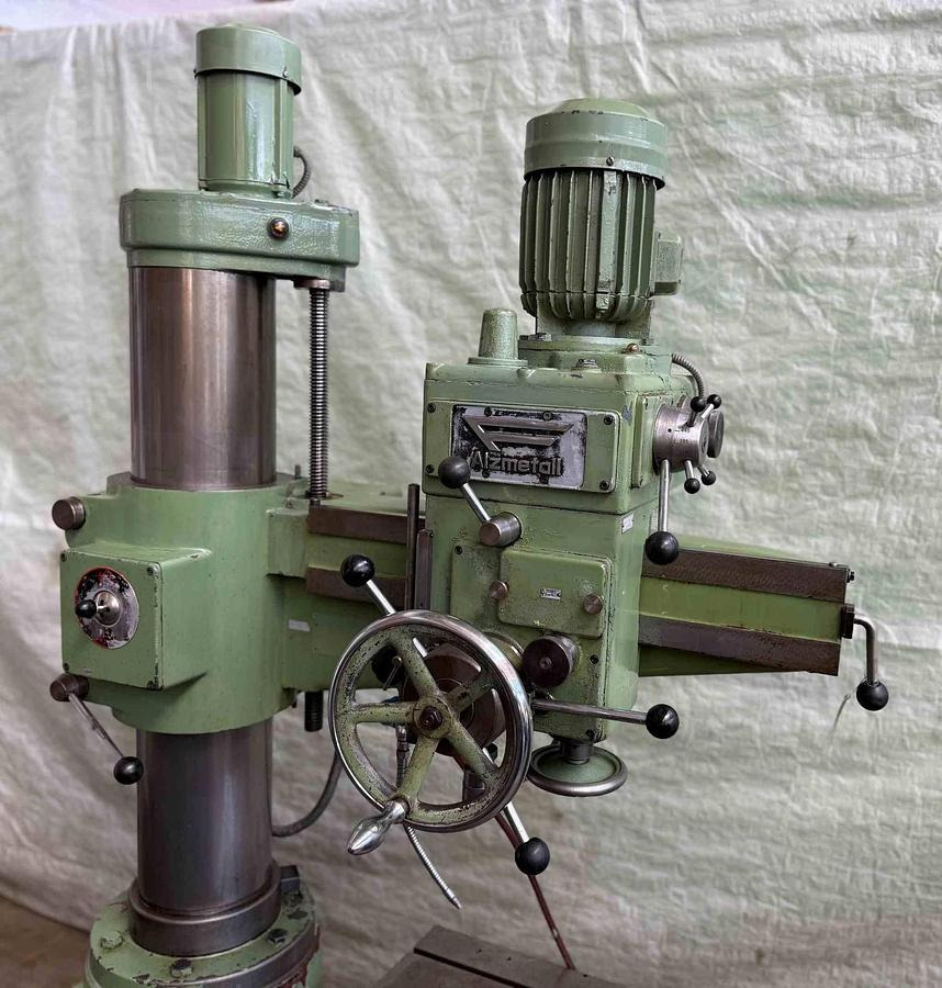 Radialbohrmaschine ALZMETALL - Engenho de furar: foto 2 Radialbohrmaschine ALZMETALL - Engenho de furar: foto 2