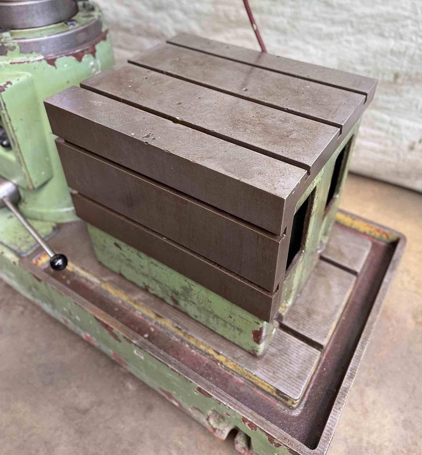 Radialbohrmaschine ALZMETALL - Engenho de furar: foto 3 Radialbohrmaschine ALZMETALL - Engenho de furar: foto 3