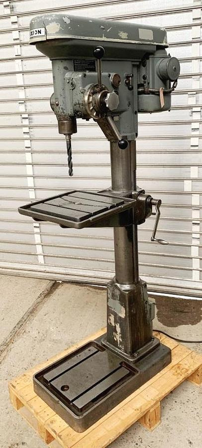 Säulenbohrmaschine IXION - Engenho de furar: foto 1 Säulenbohrmaschine IXION - Engenho de furar: foto 1