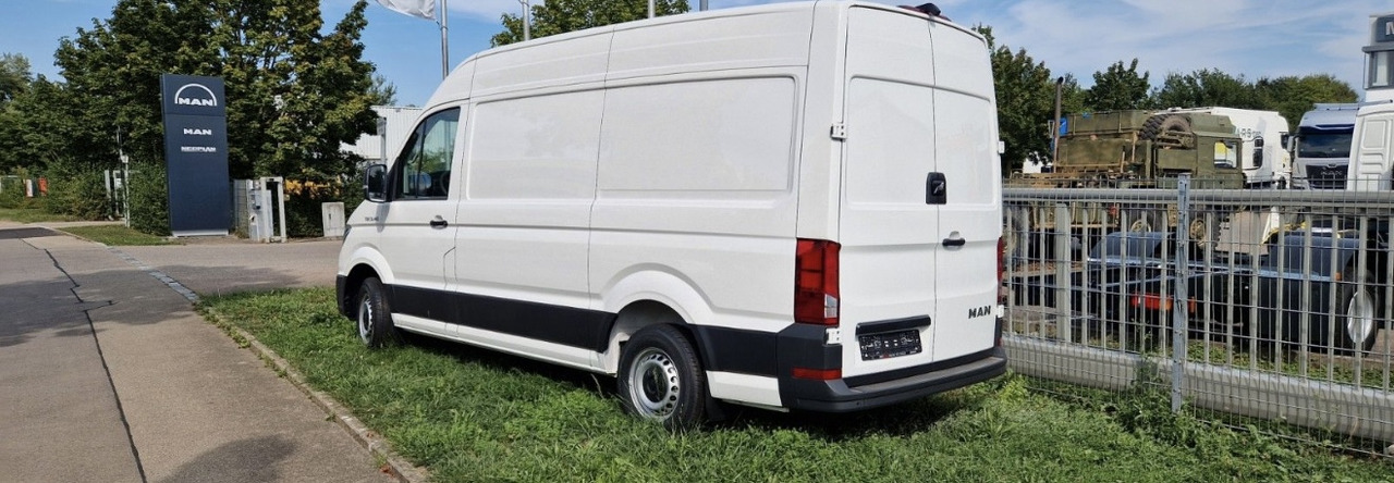 MAN Crafter TGE 3/140 - Carrinha de contentor: foto 2 MAN Crafter TGE 3/140 - Carrinha de contentor: foto 2
