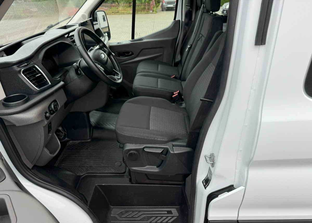 Carrinha cabine dupla Ford Transit L4H3 Brygadówka 6 osoób 6tyś km przebiegu NOWE AUTO SALON PL FV23: foto 7