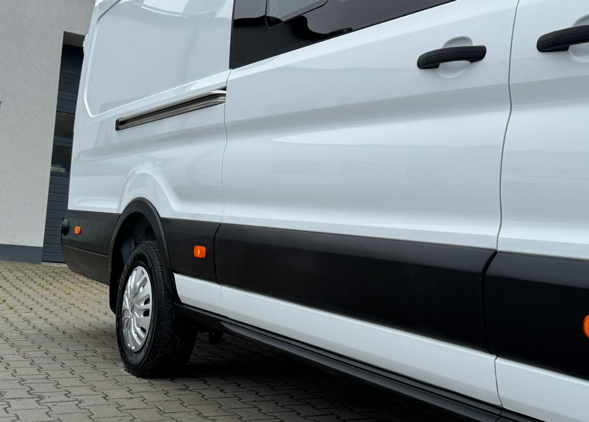 Carrinha cabine dupla Ford Transit L4H3 Brygadówka 6 osoób 6tyś km przebiegu NOWE AUTO SALON PL FV23: foto 13