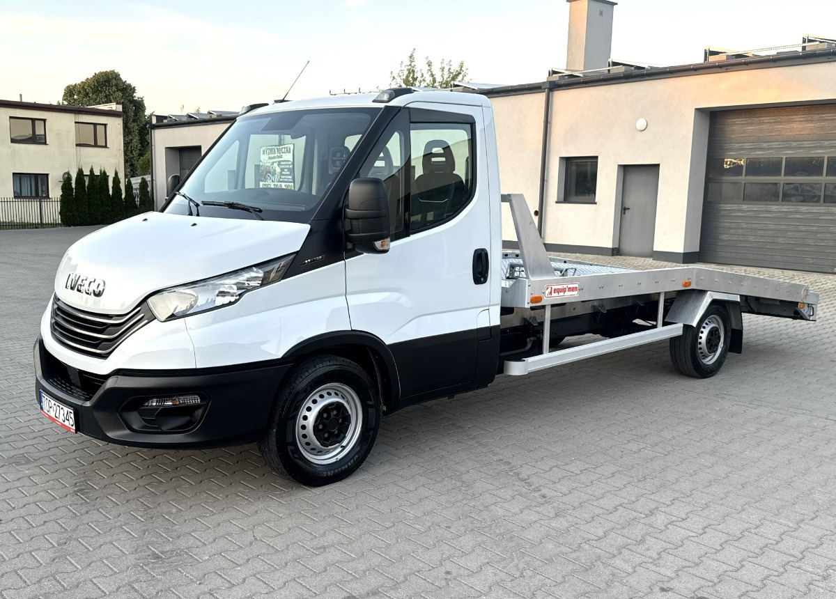 Iveco Daily 3.0 160KM Rok 2022 55 tys km przebiegu AUTOLAWETA Najazd laweta - Camião transporte de veículos: foto 2 Iveco Daily 3.0 160KM Rok 2022 55 tys km przebiegu AUTOLAWETA Najazd laweta - Camião transporte de veículos: foto 2