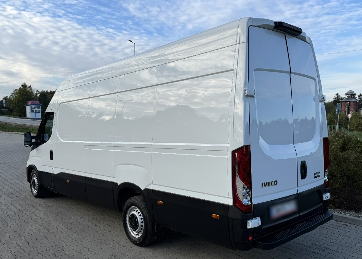Iveco Daily L4H3 3.0 180KM Hi-matic LED KAMERA Bezwypadkowy Salon PL FV23 - Furgão: foto 2 Iveco Daily L4H3 3.0 180KM Hi-matic LED KAMERA Bezwypadkowy Salon PL FV23 - Furgão: foto 2
