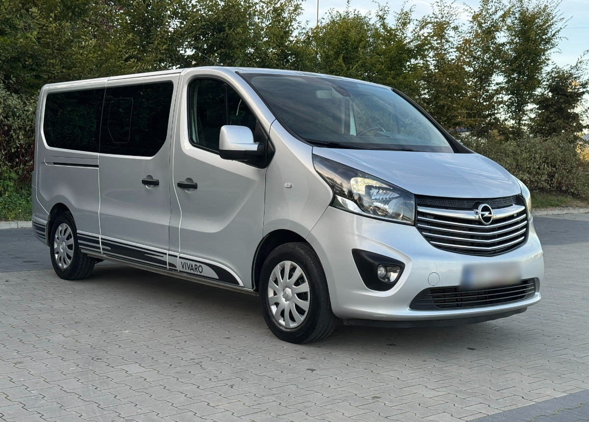 Opel Vivaro 1.6 DCI 145KM 9 osobowy Nawiewy góra dół DOINWESTOWANY Super stan - Carrinha: foto 2 Opel Vivaro 1.6 DCI 145KM 9 osobowy Nawiewy góra dół DOINWESTOWANY Super stan - Carrinha: foto 2