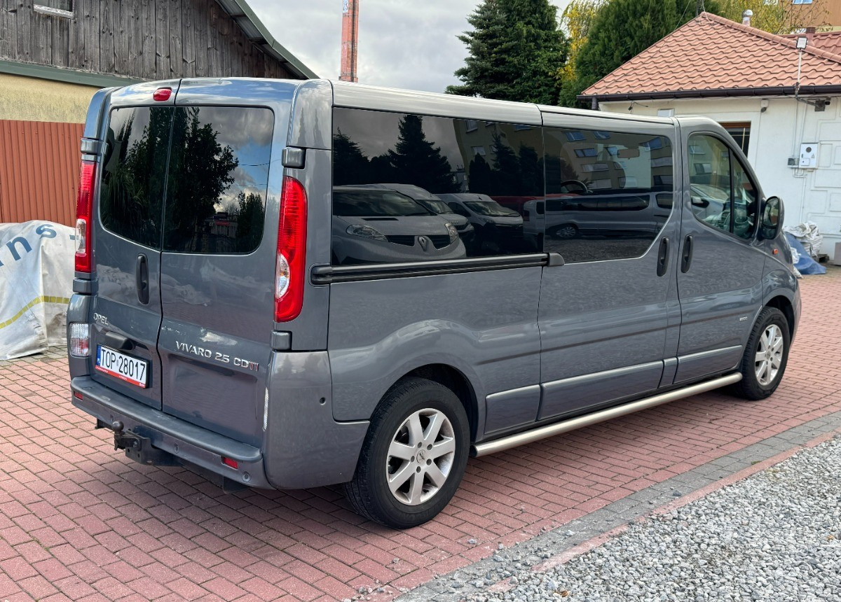 Opel Vivaro LONG 2.5 150KM Brygadówka Brygada Bezwypadkowy Super Stan FV23 - Carrinha cabine dupla: foto 3 Opel Vivaro LONG 2.5 150KM Brygadówka Brygada Bezwypadkowy Super Stan FV23 - Carrinha cabine dupla: foto 3