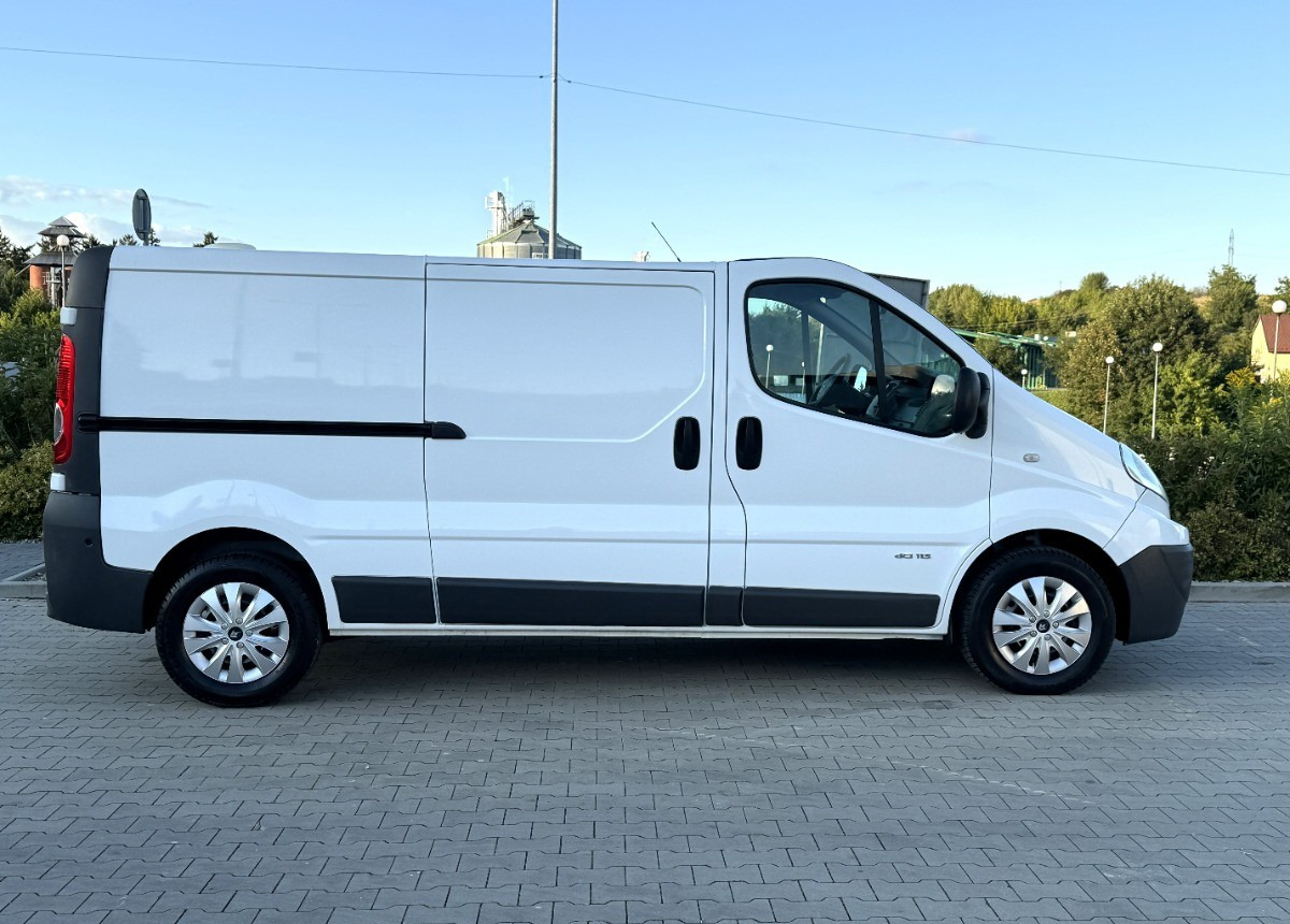 Furgão Renault Trafic 2.0 DCI 115KM LONG 2012 Rok Klimatyzacja Nawigacja BEZWYPADKOWY: foto 11