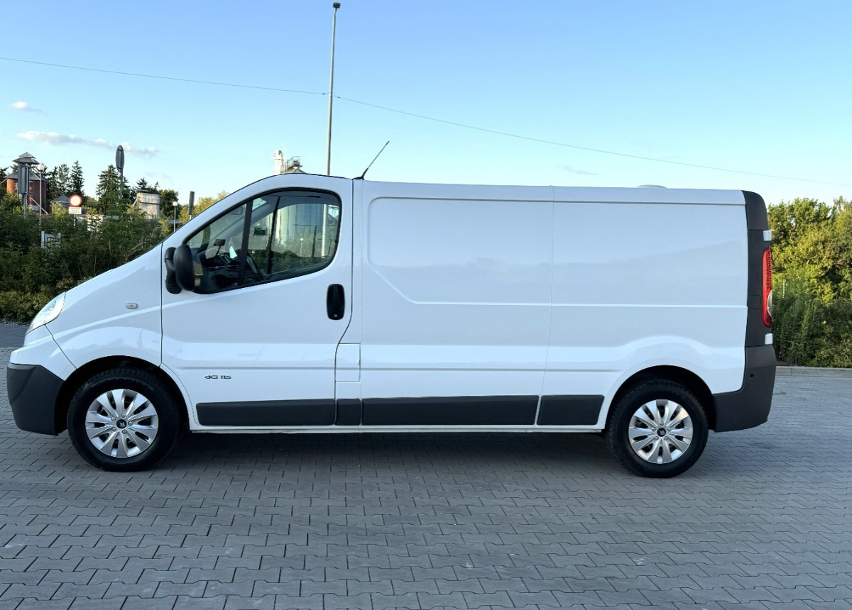 Furgão Renault Trafic 2.0 DCI 115KM LONG 2012 Rok Klimatyzacja Nawigacja BEZWYPADKOWY: foto 19